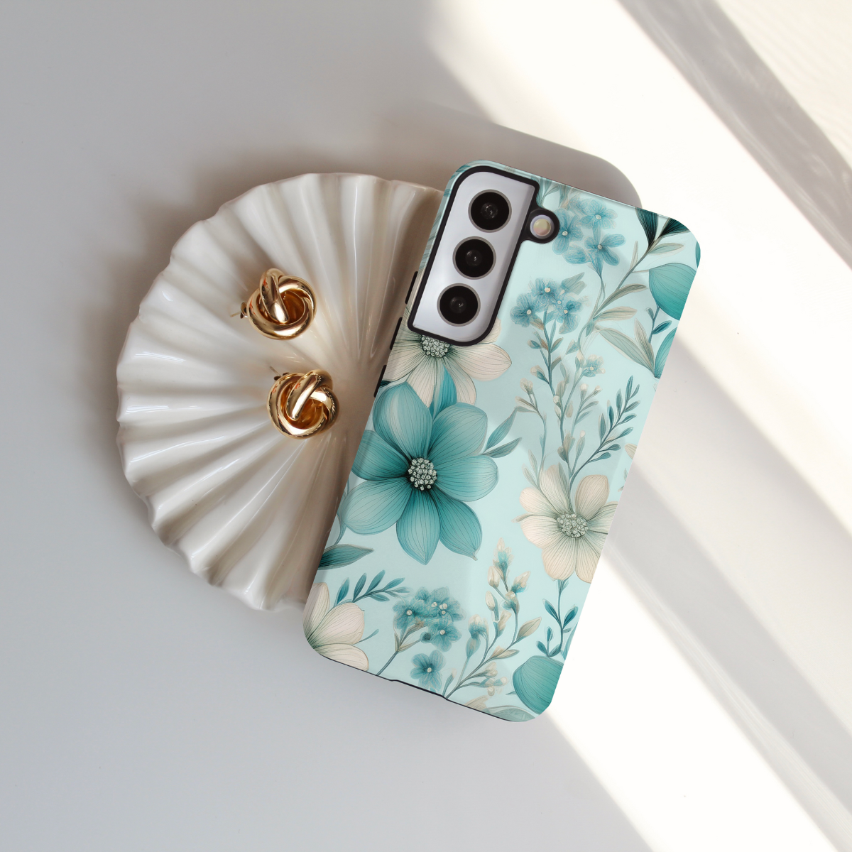 Tough Handyhülle Ethereal Blooms